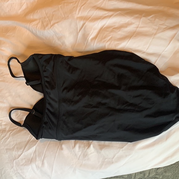 One piece bathing suit - Picture 2 of 5